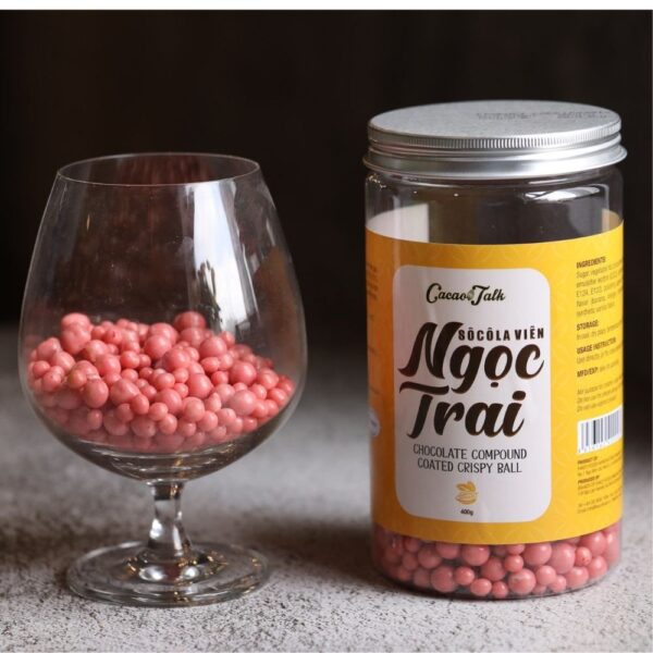 Halal Strawberry Chocolate Crispy Balls